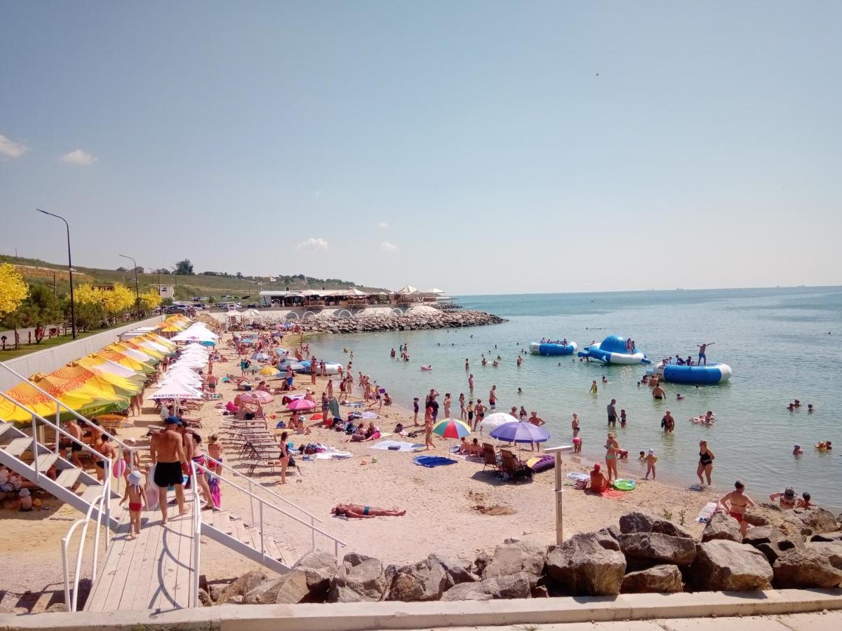 Apartment мансарда с террасою, вид на море *